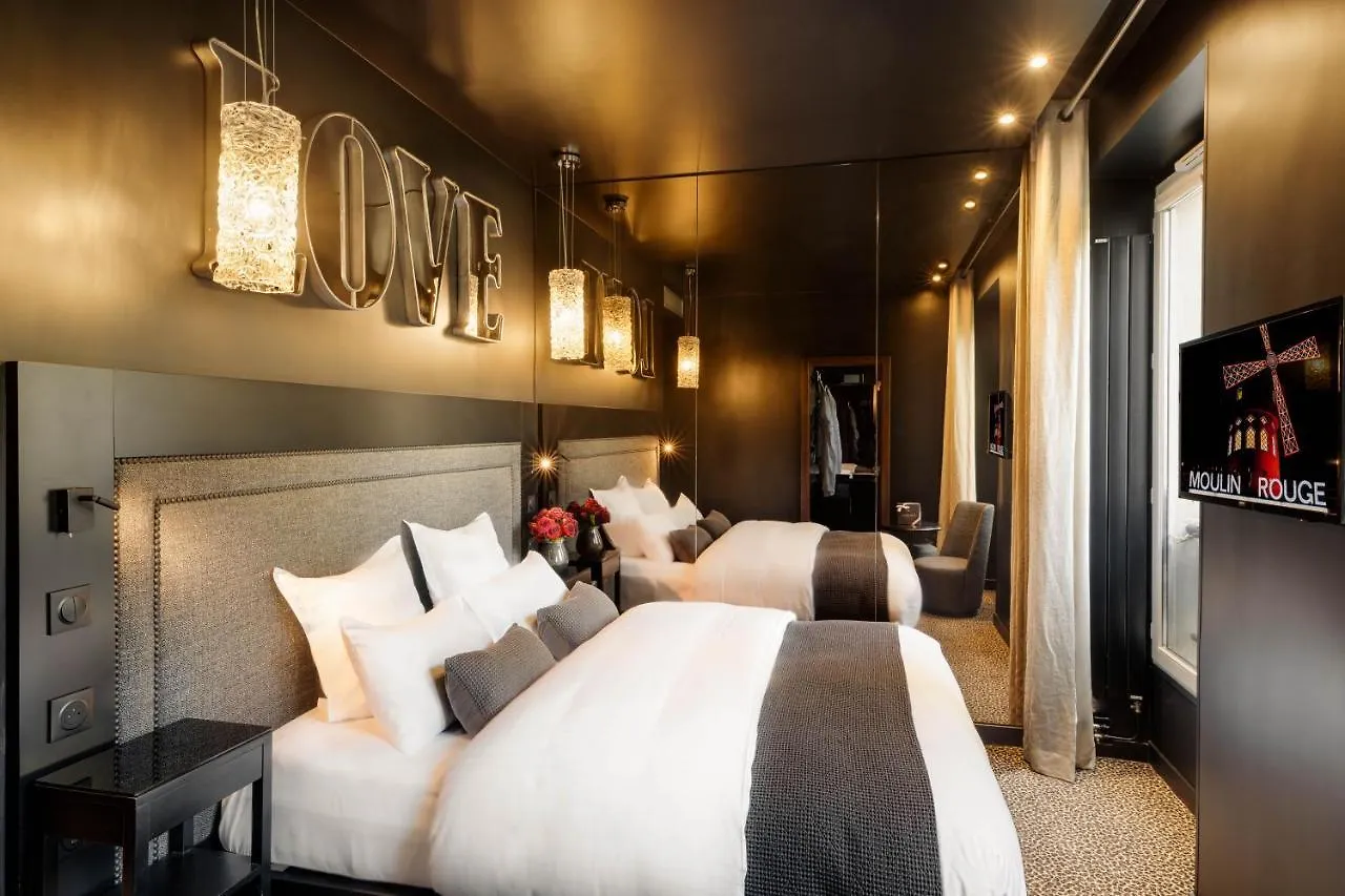 Hotell B Montmartre 4*