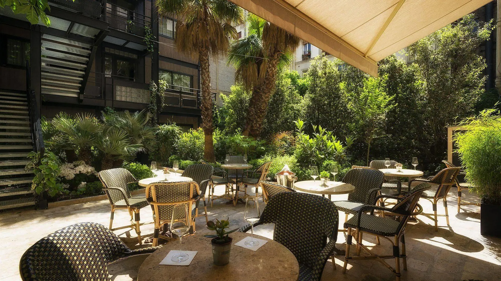 B Montmartre 4* Paris